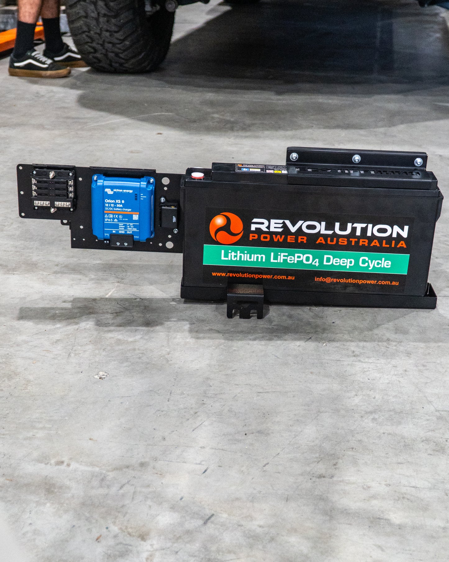 Second Battery System to suit Toyota Tundra 100ah Lithium Slim Line