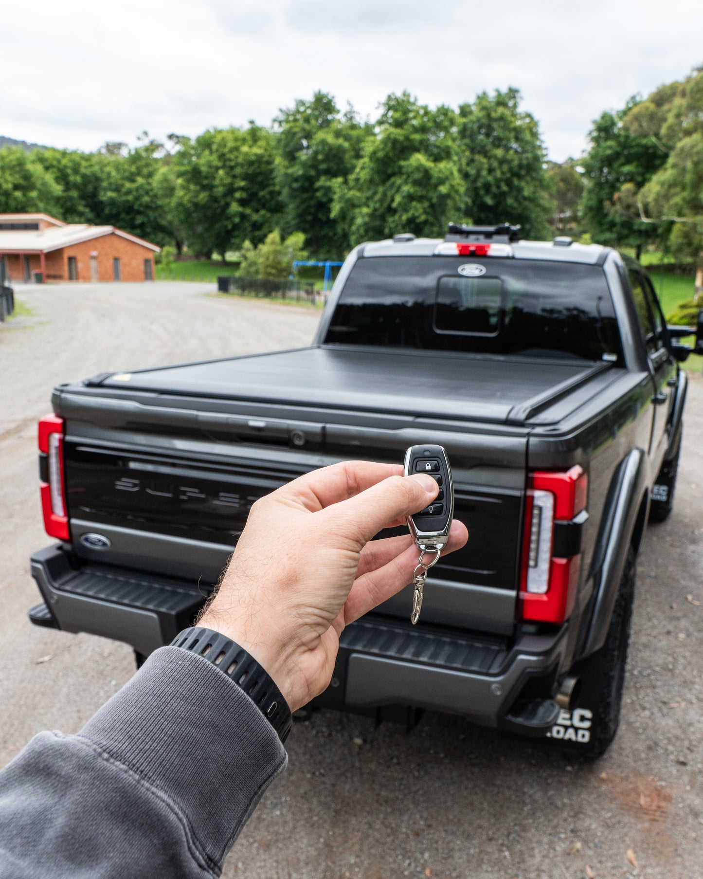 Roller Shutter to suit Ford F250 and F350 2024 Onwards