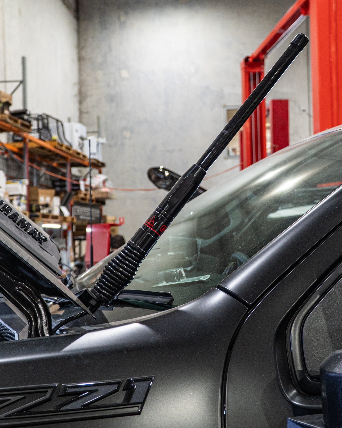 V2 Chevrolet 2500 Antenna Under Bonnet Bracket Mount