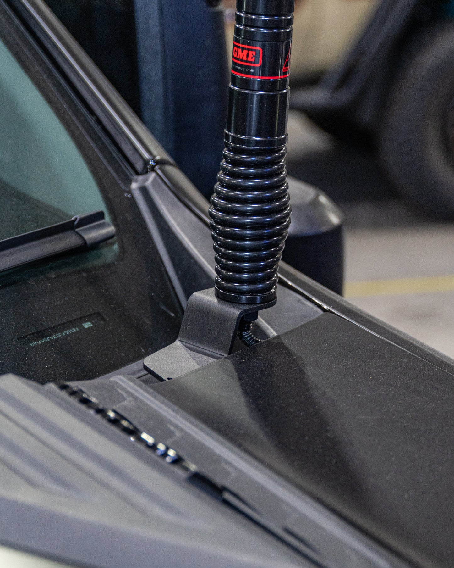 V2 Chevrolet 2500 Antenna Under Bonnet Bracket Mount