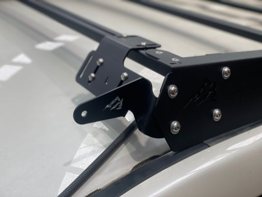 EC Offroad – Universal Lightbar Mount