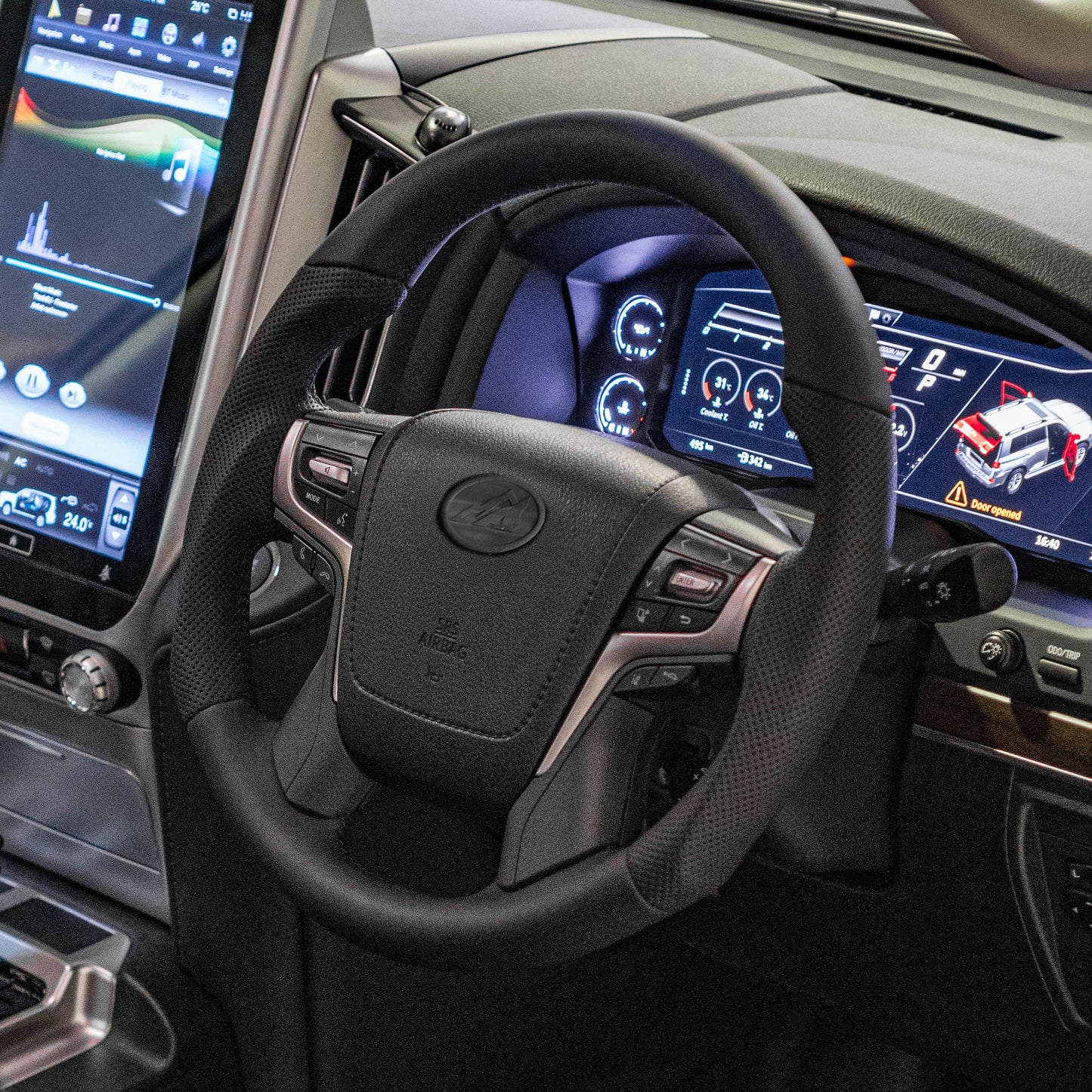 Beta Series - Perforated Steering Wheel suit Toyota LandCruiser 70 200