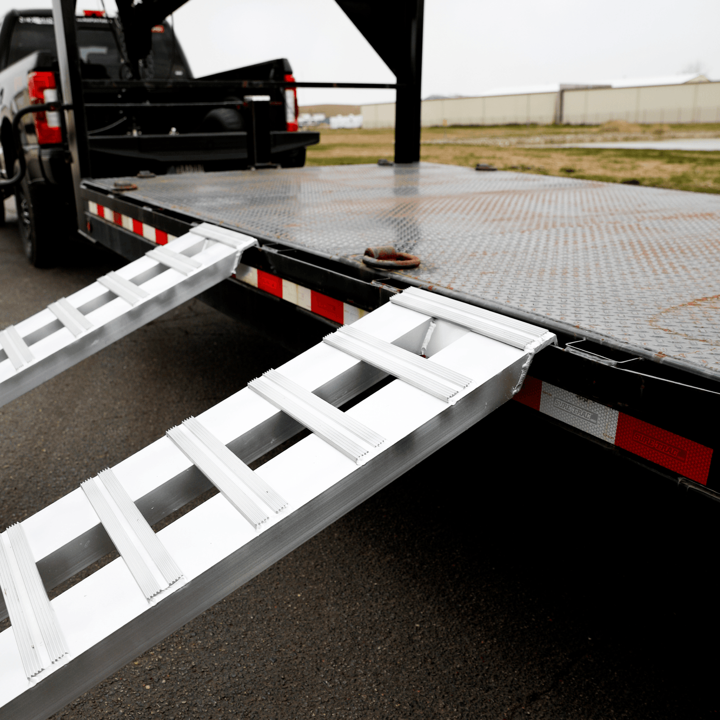 GEN-Y HITCH Heavy Duty 2700kg Aluminum Ramps - 1.8m Long