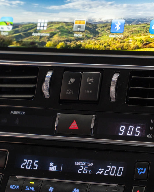 12.3 Inch EC OFFROAD Head Unit to suit LandCruiser 200 Series GXL 2016+