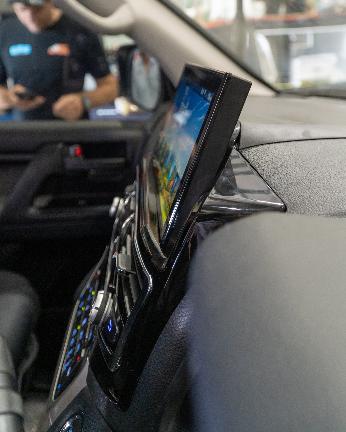 Android 12.3 Head Unit to suit 200 Series GXL 2016+