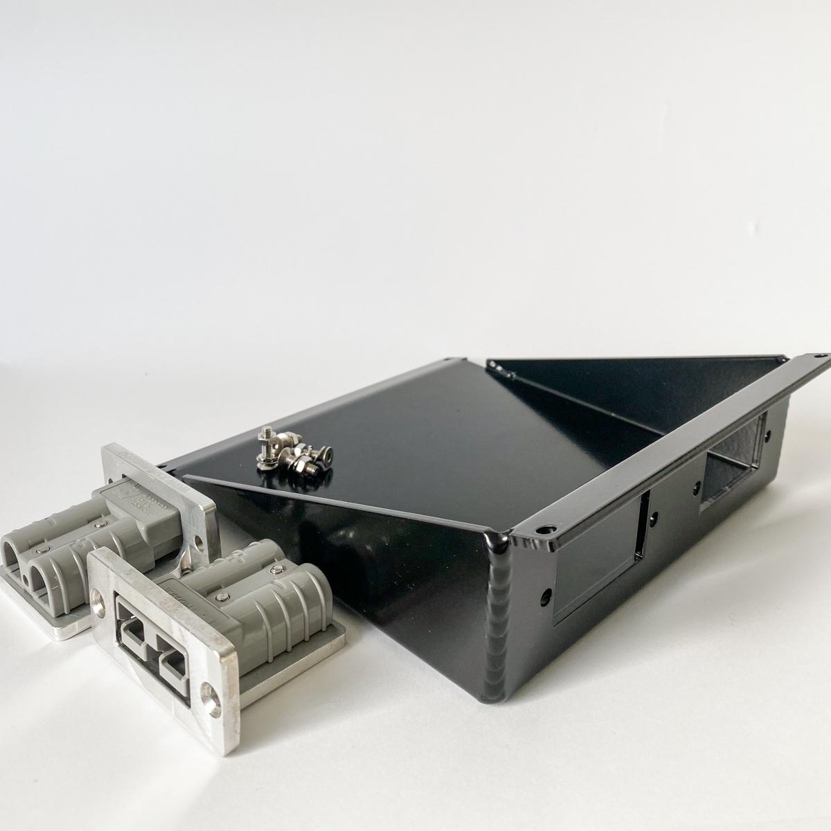 ANDERSON PLUG PANEL