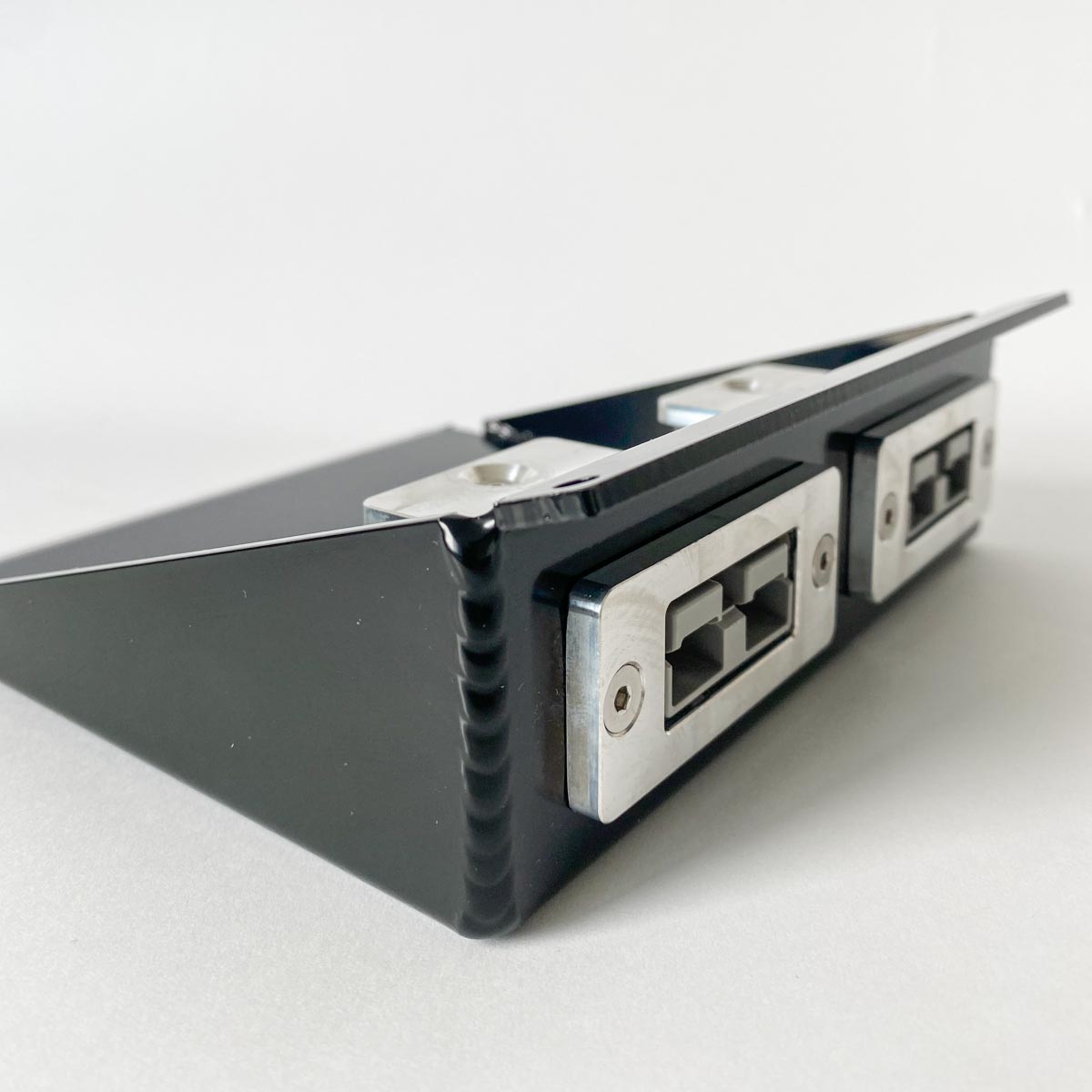 ANDERSON PLUG PANEL