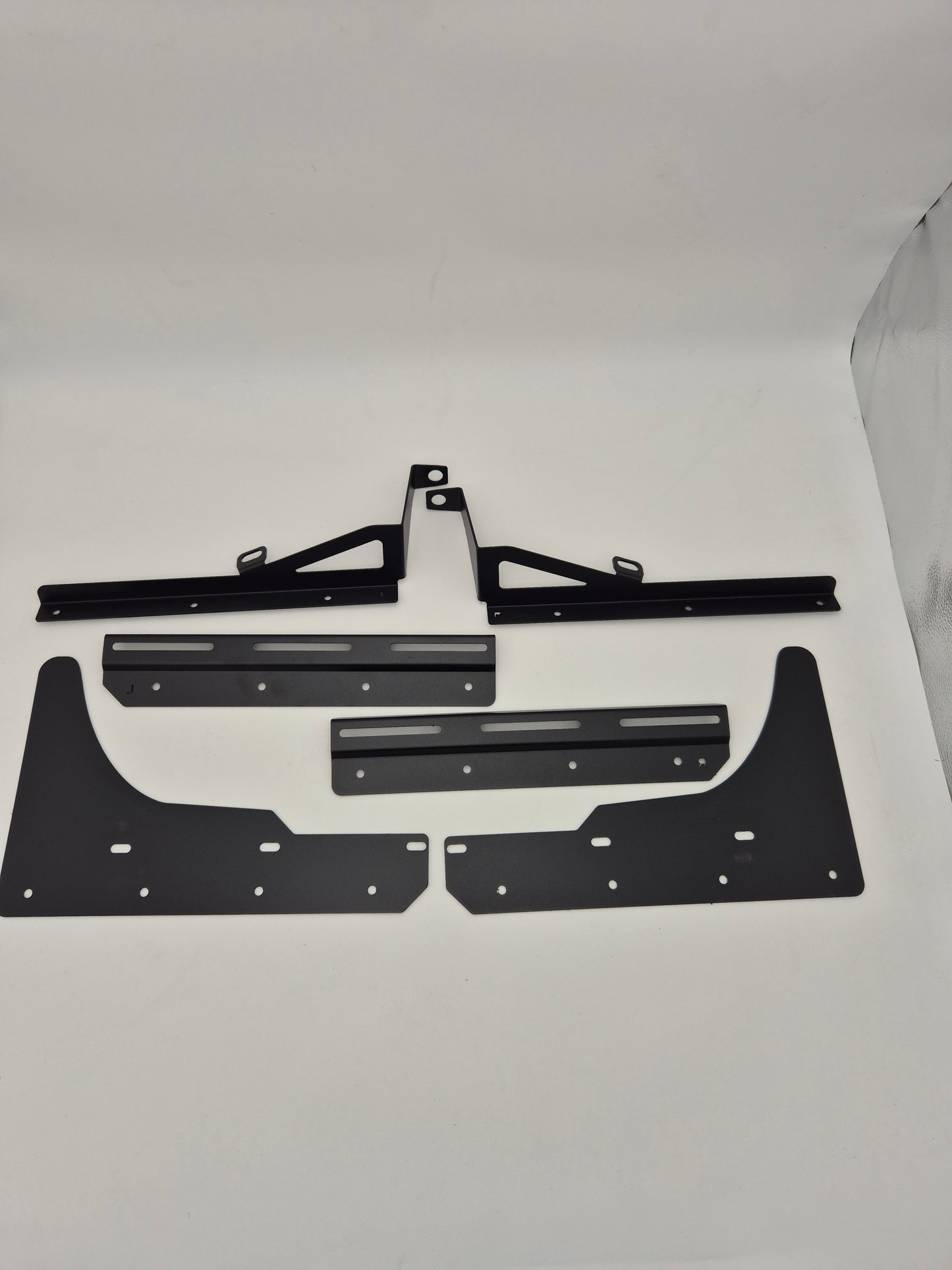 2020+ Chev 2500 Front Flared Mud Flaps