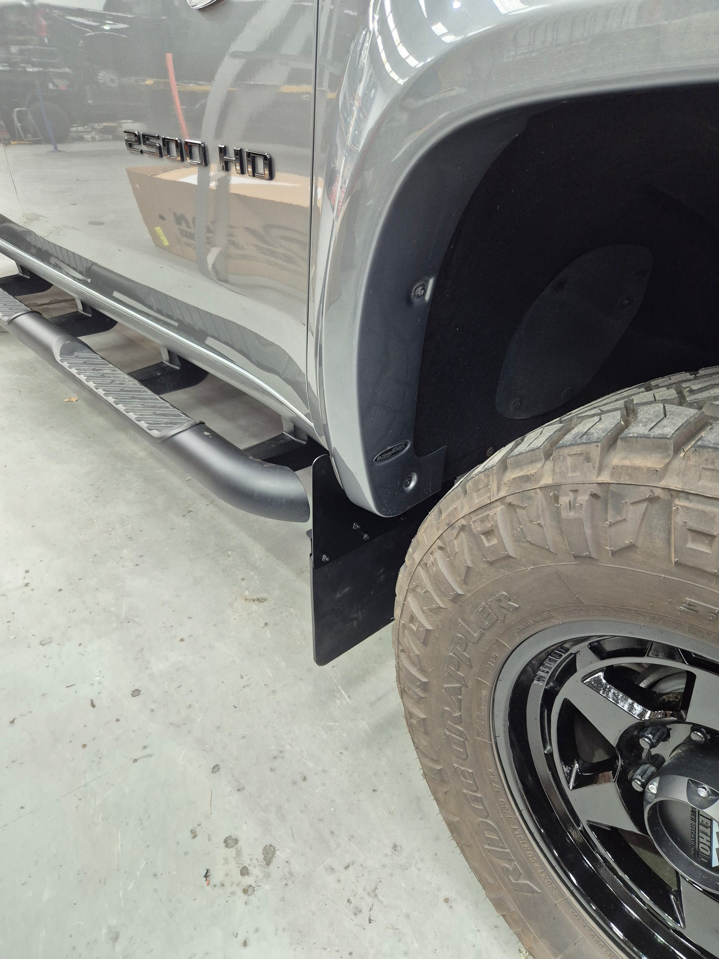2020+ Chev 2500 Front Flared Mud Flaps