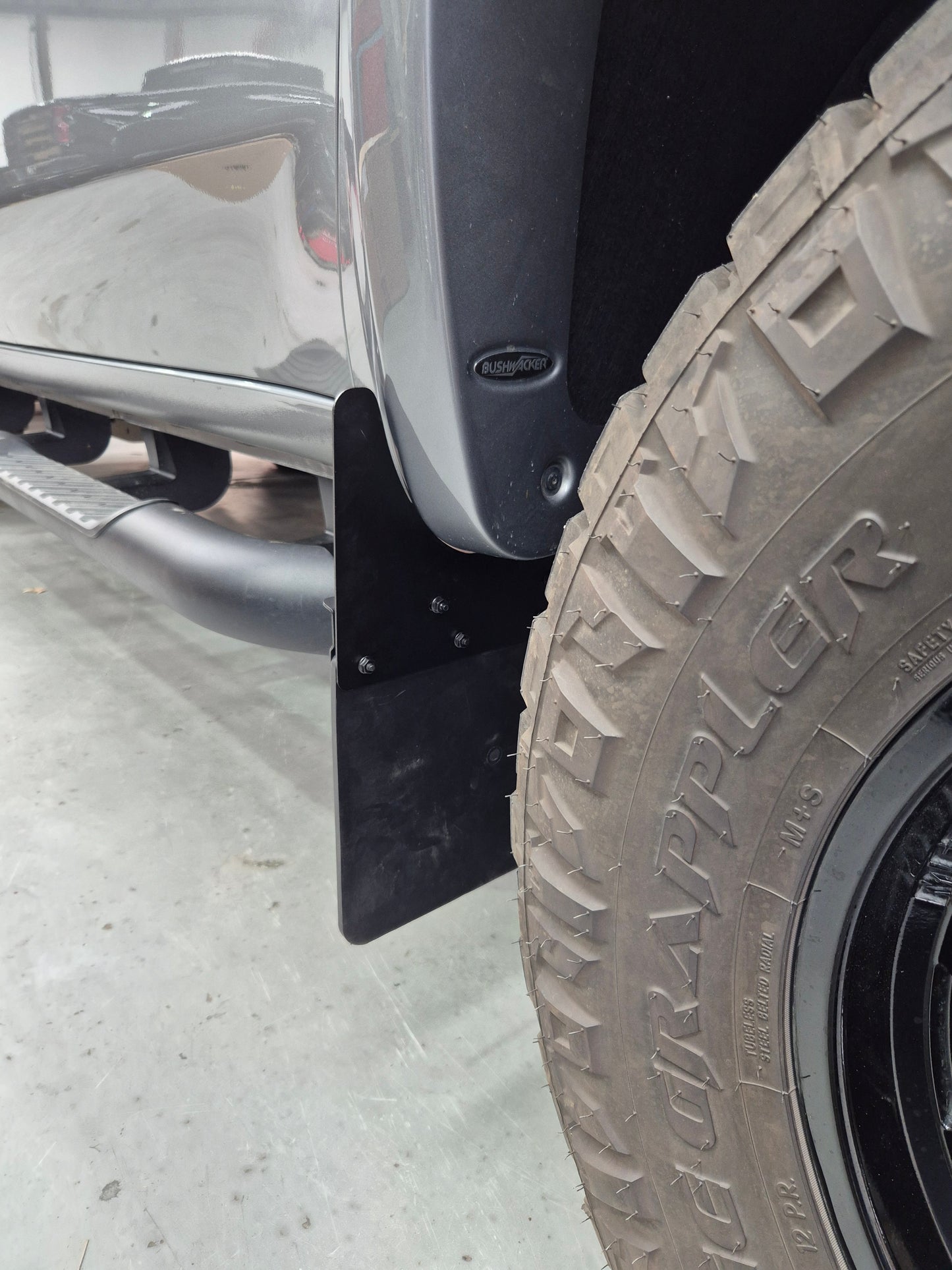 2020+ Chev 2500 Front Flared Mud Flaps