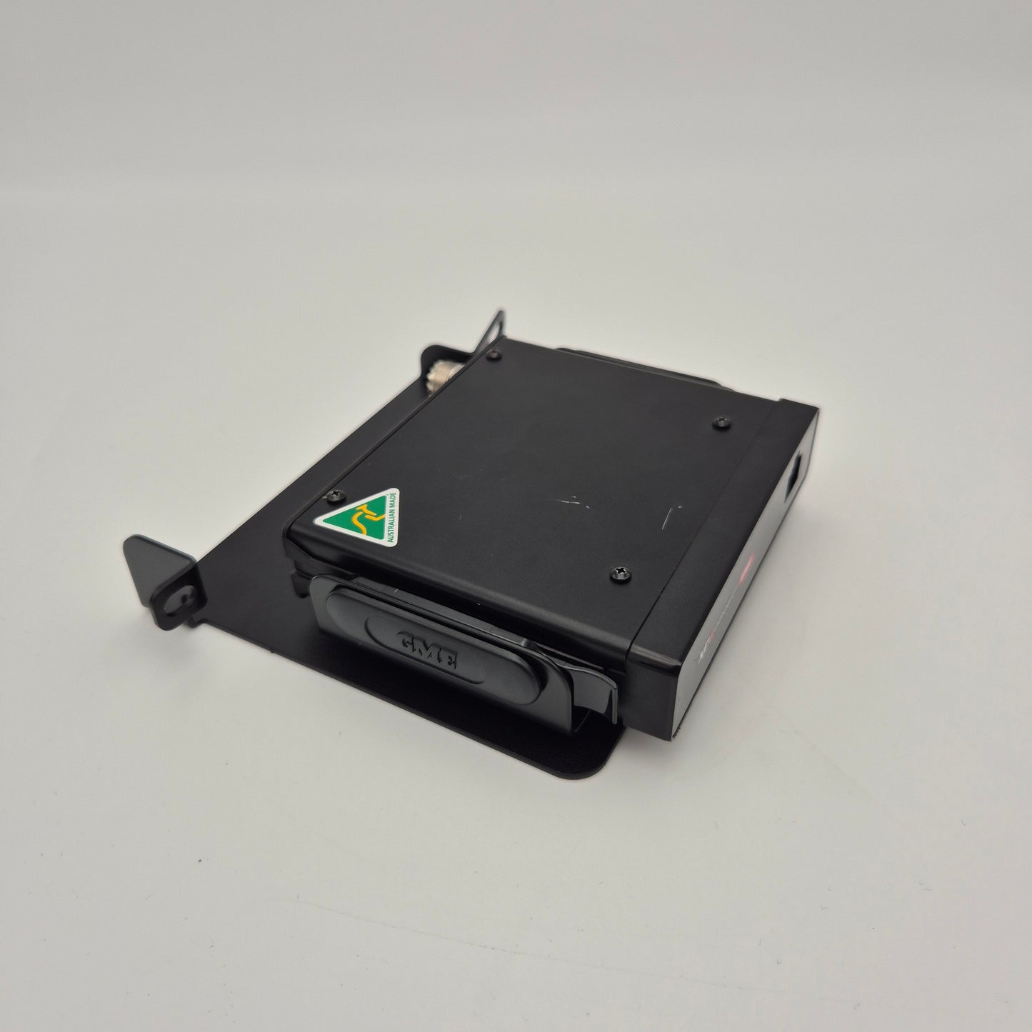 Tundra Behind‑Glovebox UHF Bracket