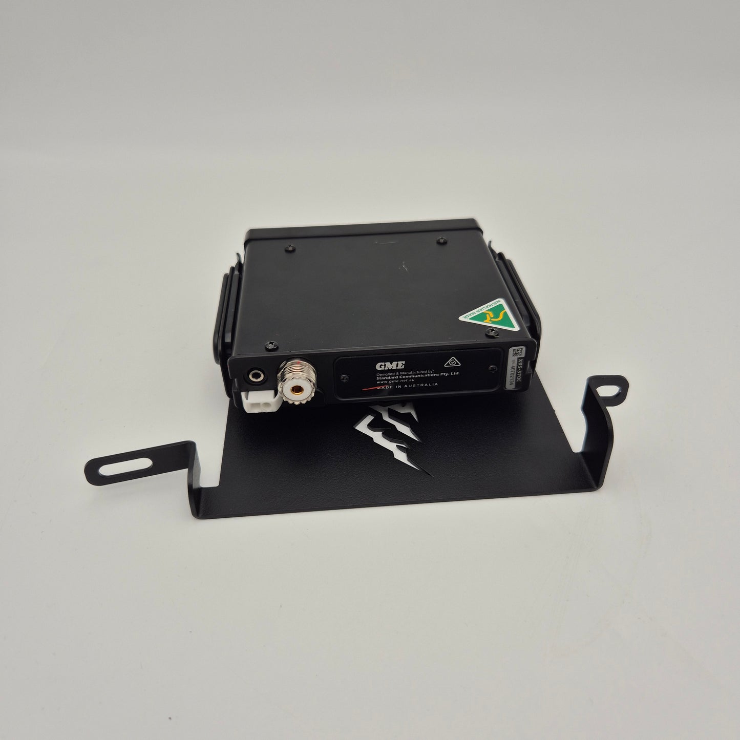 Tundra Behind‑Glovebox UHF Bracket