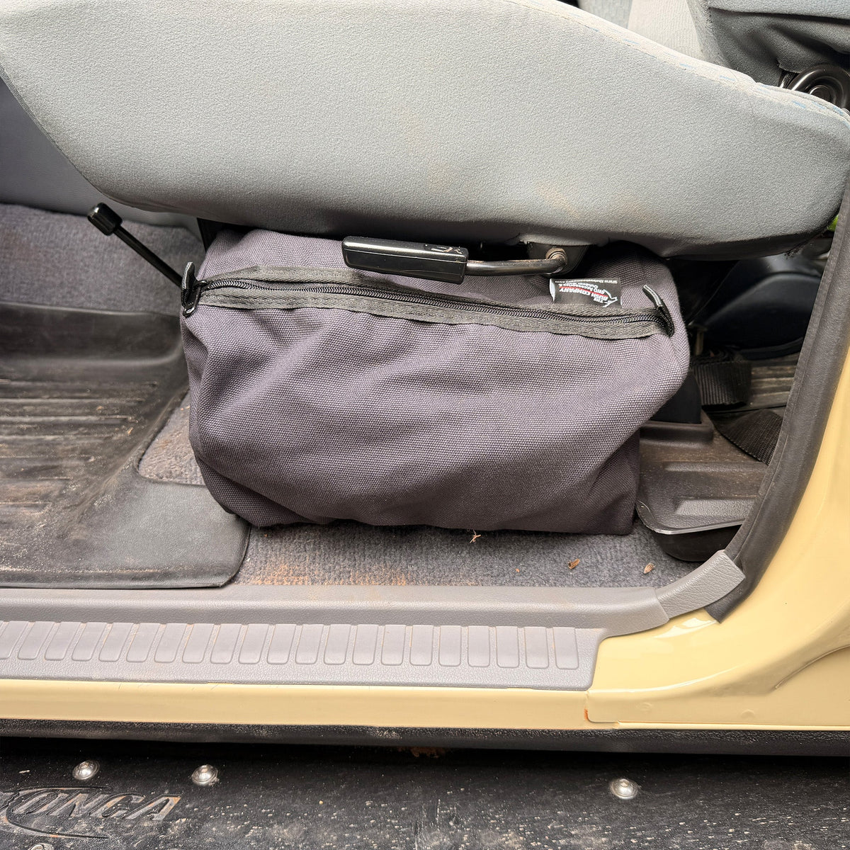 Toyota Landcruiser (J70) Series - Seat Side Bags