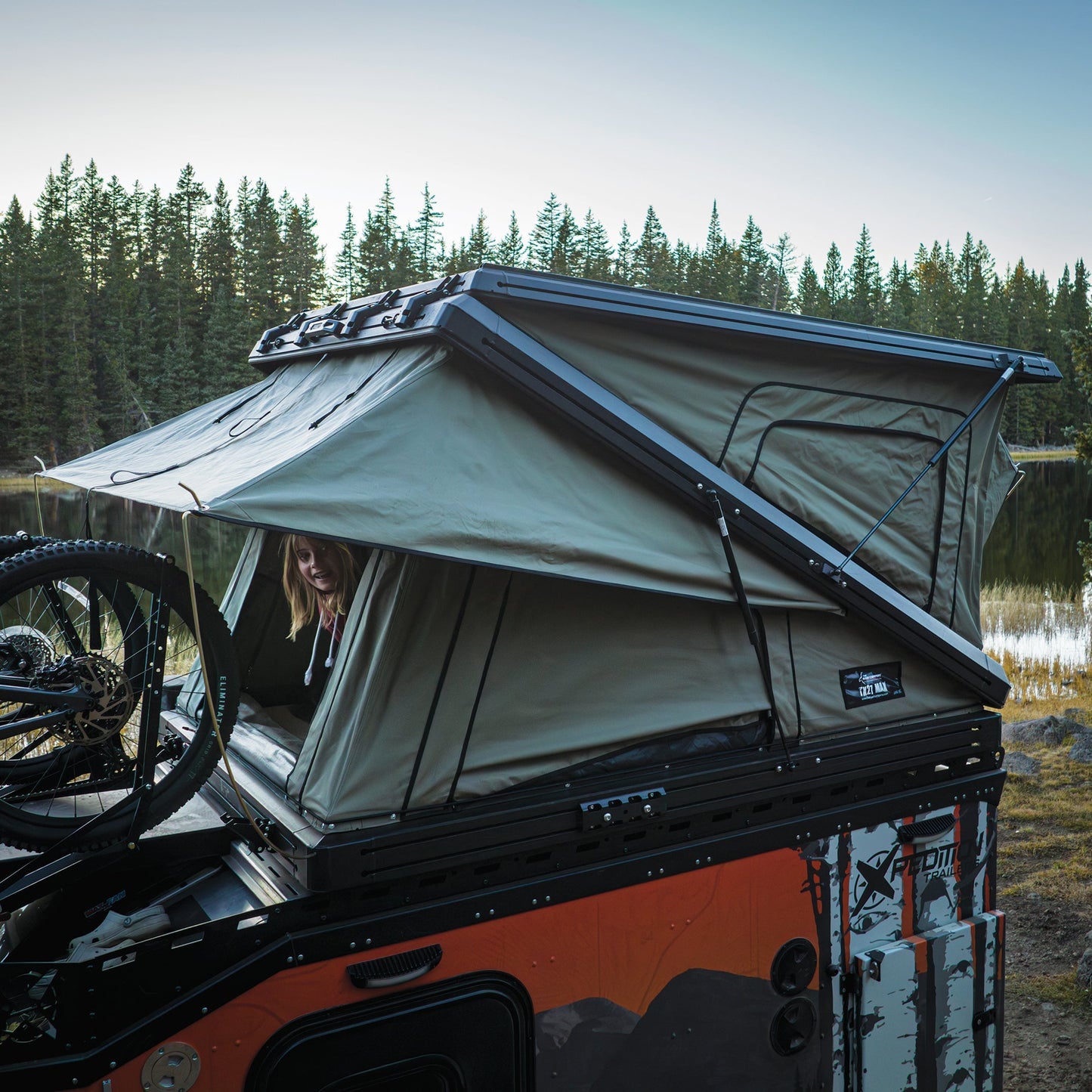 TX27 MAX Hardshell Rooftop Tent