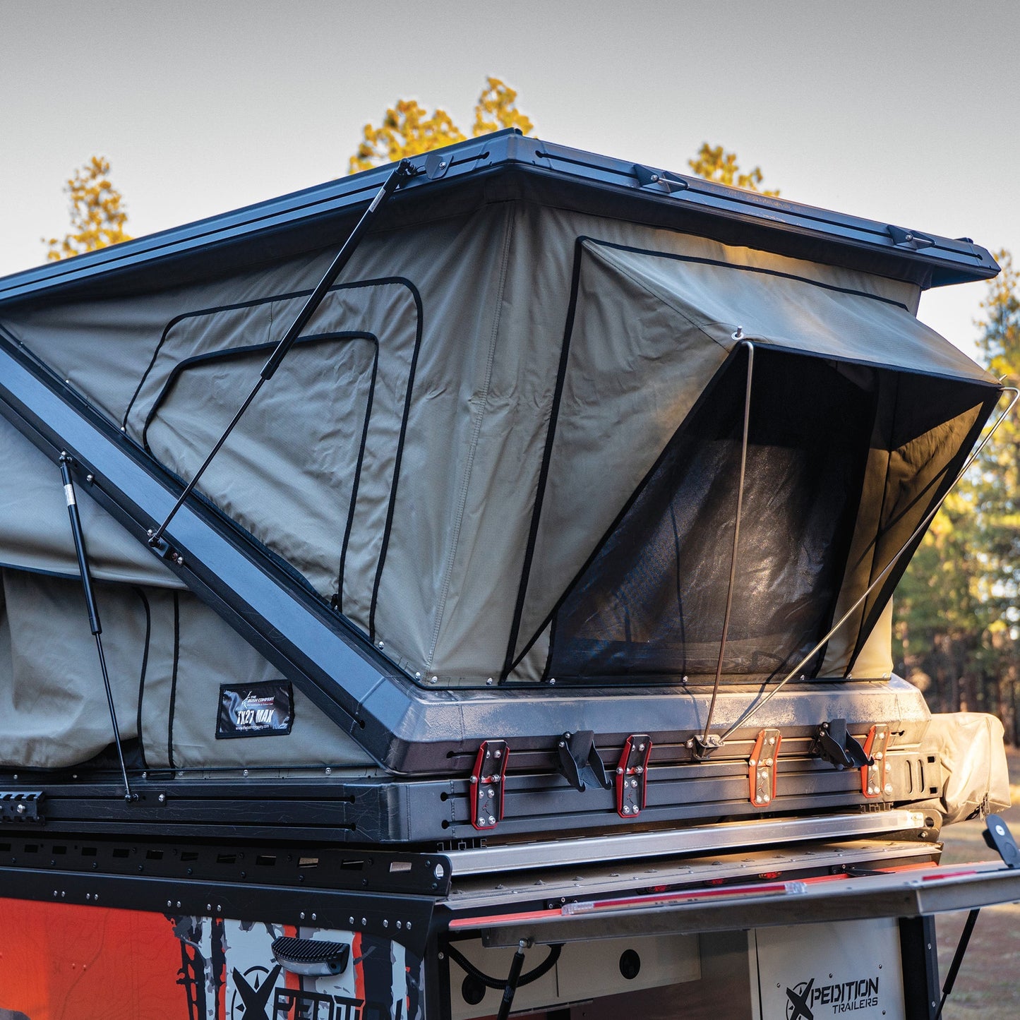 TX27 MAX Hardshell Rooftop Tent