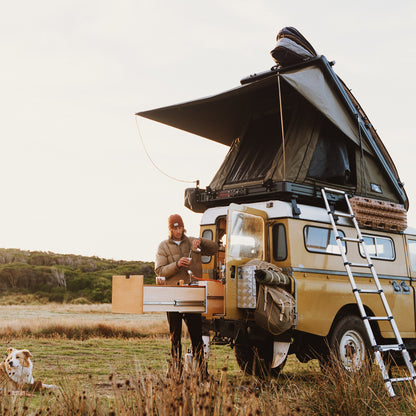 AX27 Clamshell Rooftop Tent