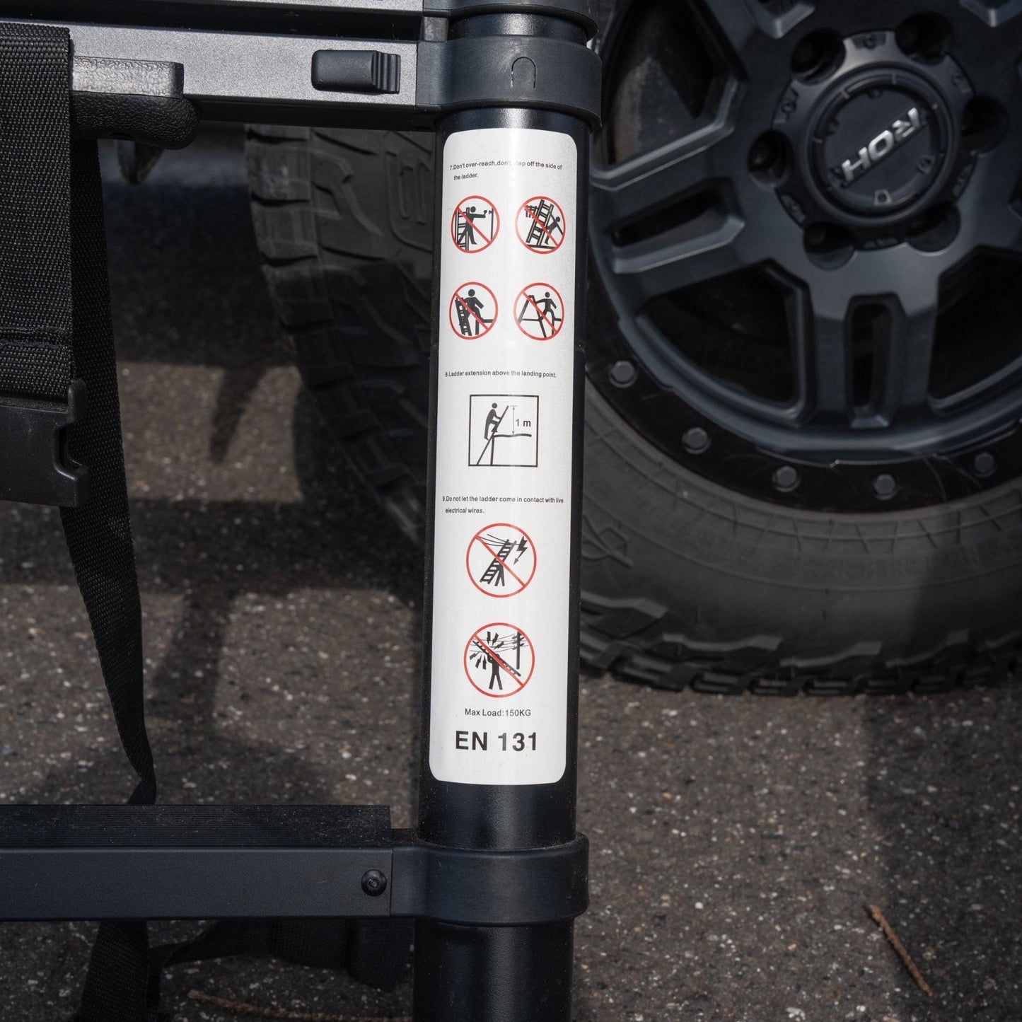 Compact Telescopic Ladder - Angled Steps