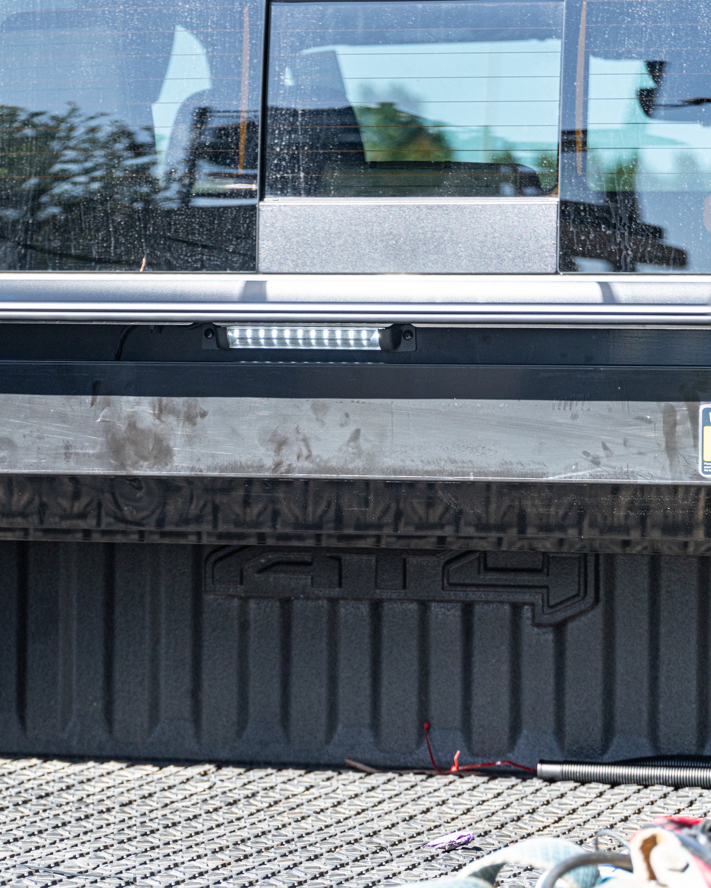 Roller Shutter to suit Chevrolet Silverado 2500 and GMC Trailboss ZR2