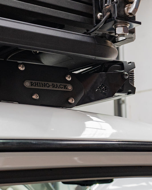 EC Light Bar Bracket to suit Rhino Rack mounting a Stedi STX curved light bar