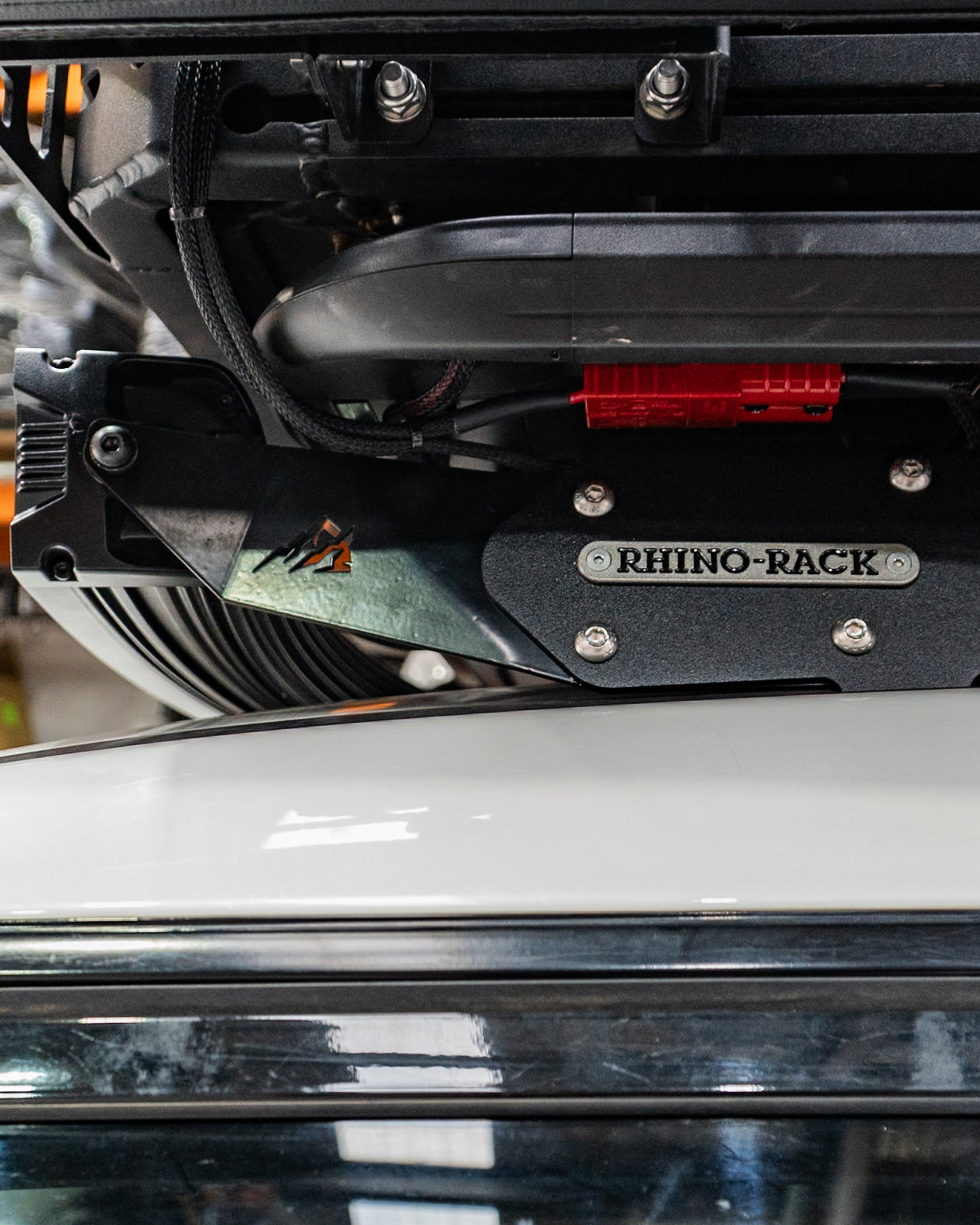 EC Light Bar Bracket to suit Rhino Rack mounting a Stedi STX curved light bar