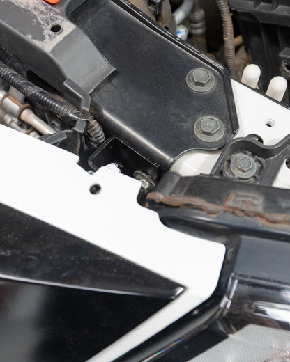 Head Light and Grill Clip replacement Bracket to suit Y62 Nissan Patrol