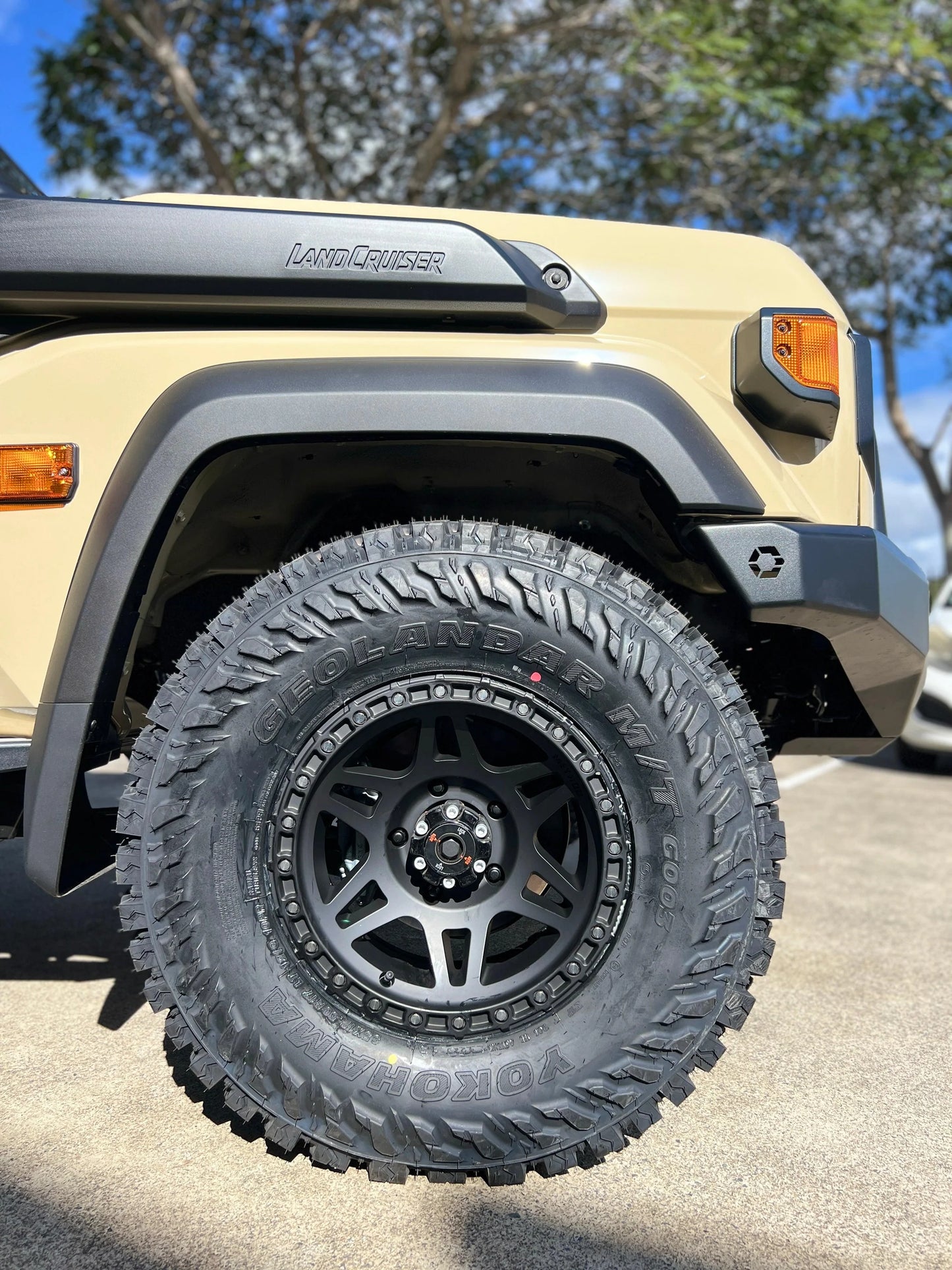 2024+ Offroad Creative Toyota LC70 Series Bull Bar