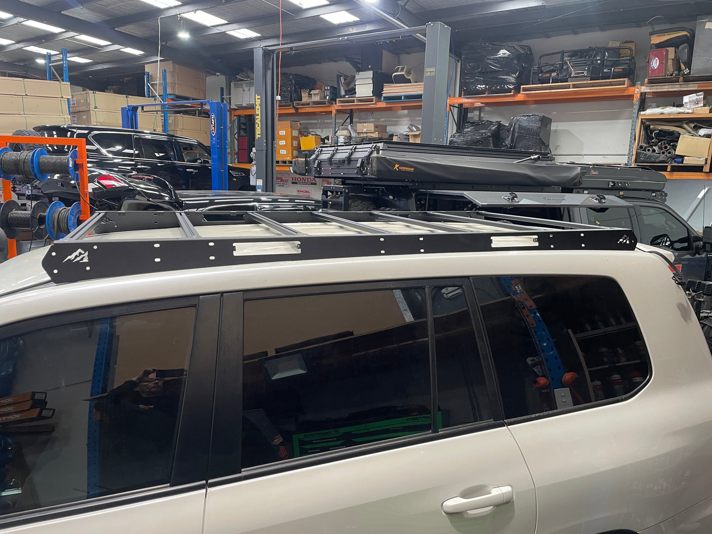 EC Offroad Roof Rack Lighting System to suit Toyota Land Cruiser 200