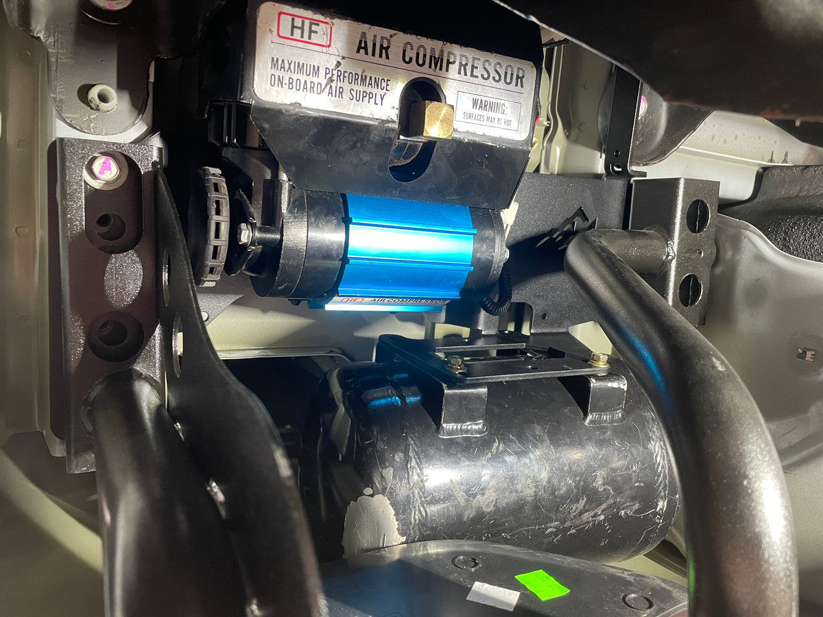 Chevrolet Silverado 2500 Under‑Tub Compressor & Tank Mounting Bracket (2020+) – EC Offroad