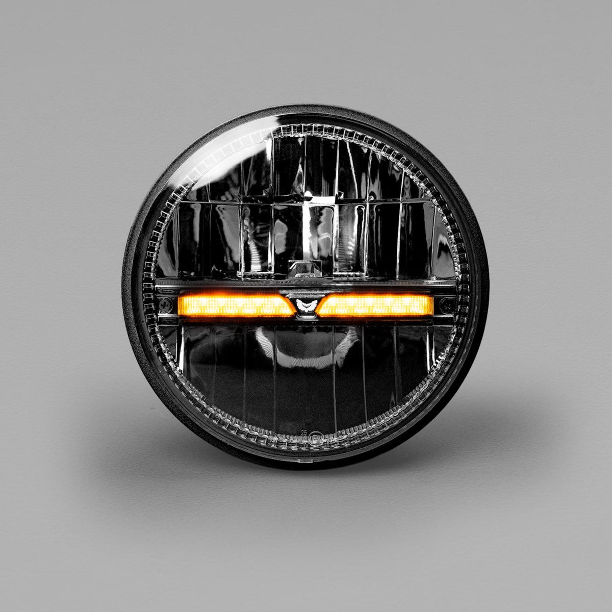 5.75' Homage Indicator Black 5700K