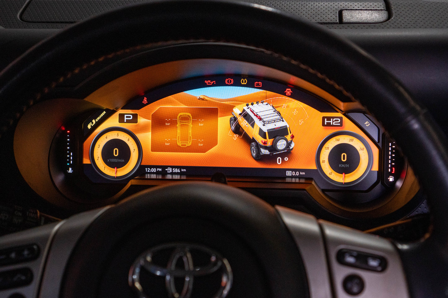 Digital Dash to suit FJ Cruiser